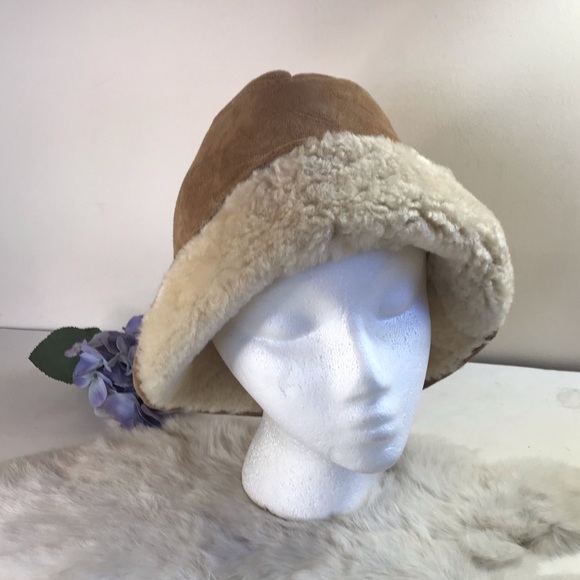 Vintage 70s Shearling Suede Bucket Hat Real Fur Beige Tan Unisex Men Women - Picture 1 of 13